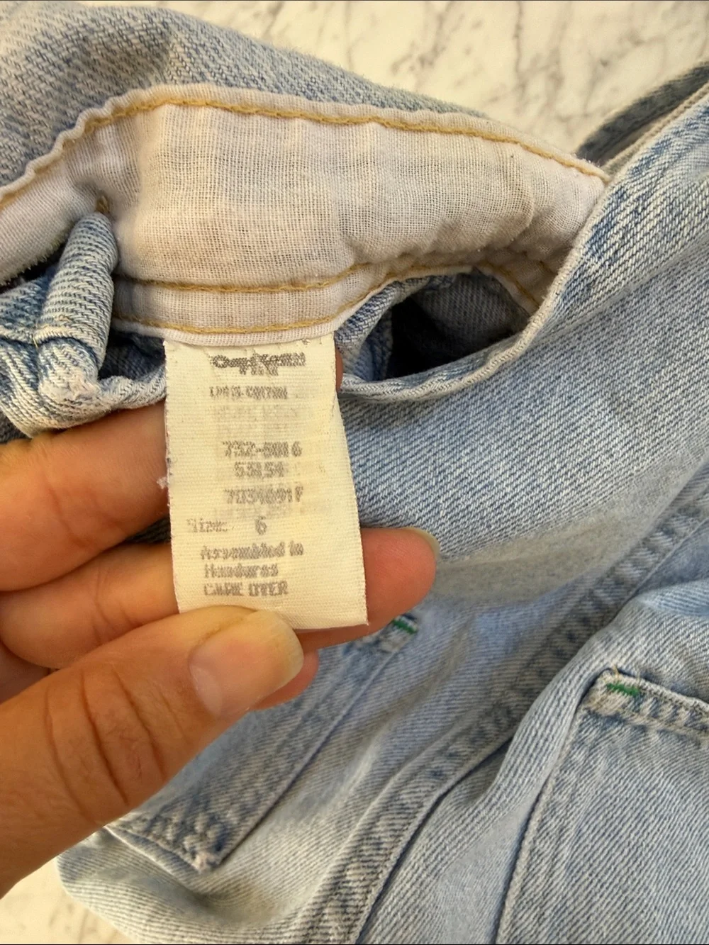 VTG Oshkosh B’gosh Vestback Denim Short Overalls short size 6Y